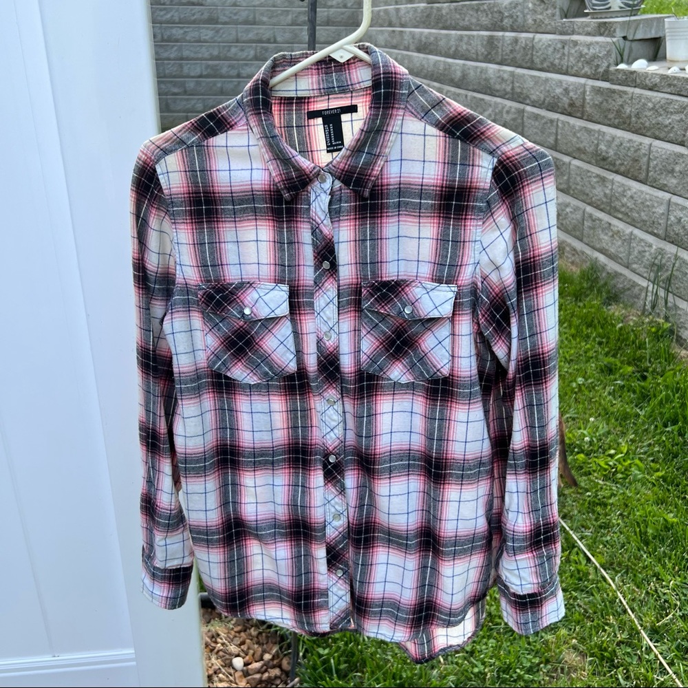 Forever 21 Women’s Plaid Flannel Sz M